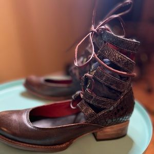 ❌❌SOLD❌❌ Freebird Malone shoes